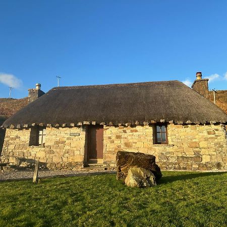 Tigh Mairi At Mary'S Thatched Cottages Elgol 외부 사진