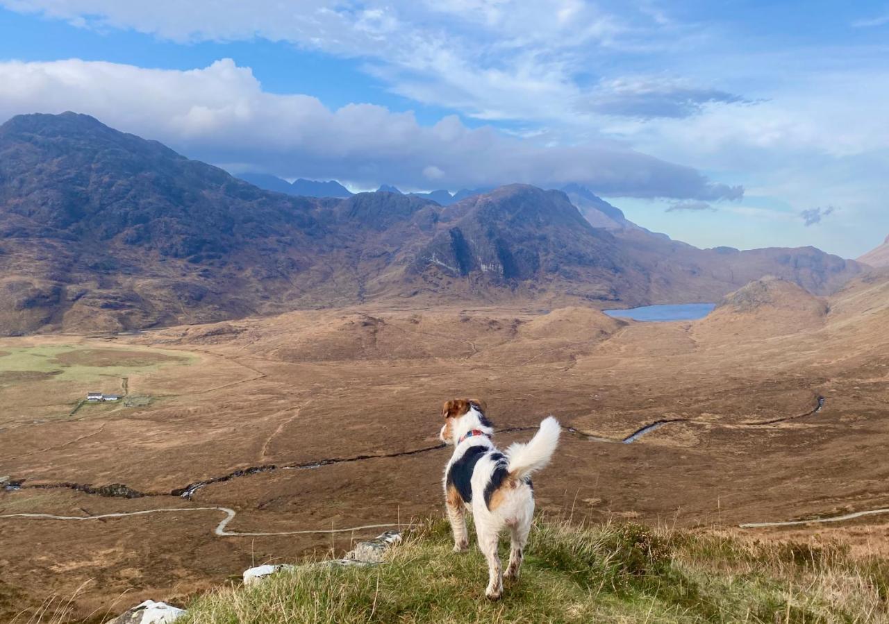 Tigh Mairi At Mary'S Thatched Cottages Elgol 외부 사진