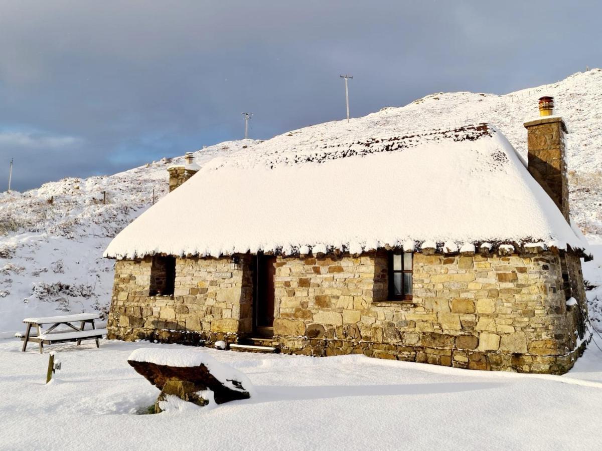 Tigh Mairi At Mary'S Thatched Cottages Elgol 외부 사진